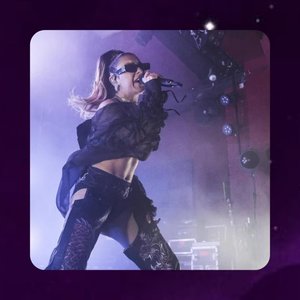 “Charli xcx”的封面