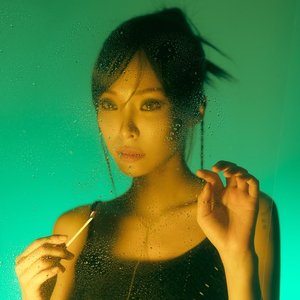 “Heize”的封面