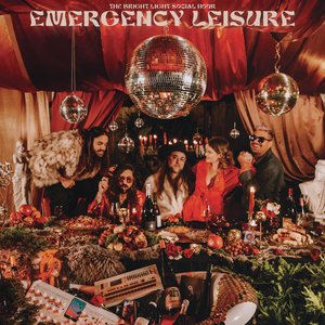 “Emergency Leisure”的封面