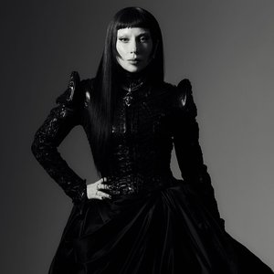“Lady Gaga”的封面
