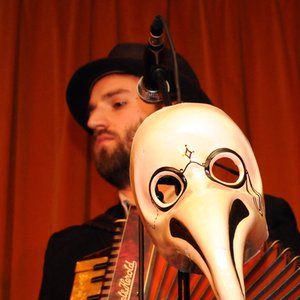 Image for 'Daniel Kahn'
