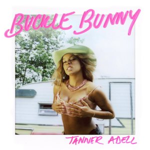 'BUCKLE BUNNY'の画像