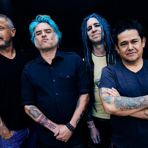 “NOFX”的封面