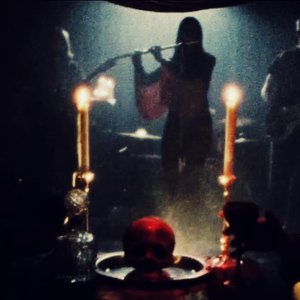 Imagem de 'Blood Ceremony'