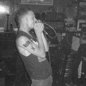 “Man Made Filth”的封面