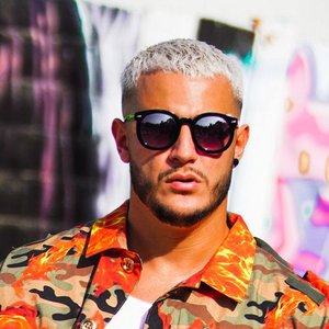 “DJ Snake”的封面