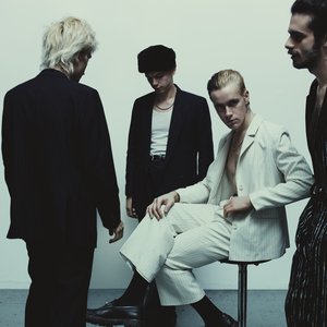 'HMLTD'の画像