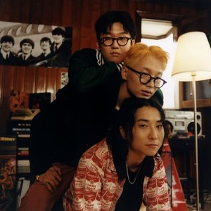 “wave to earth”的封面