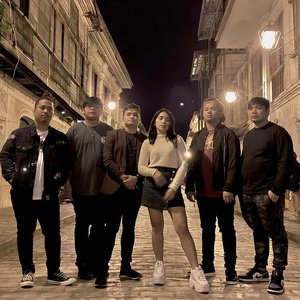 Zdjęcia dla 'This Band'