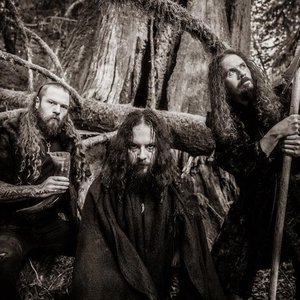 Bild för 'Wolves in the Throne Room'