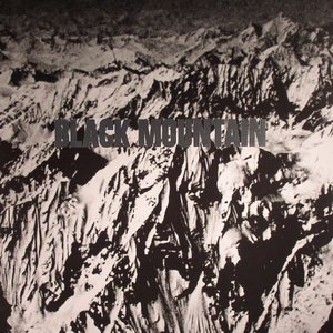 “Black Mountain [10th Anniversary Deluxe Edition]”的封面