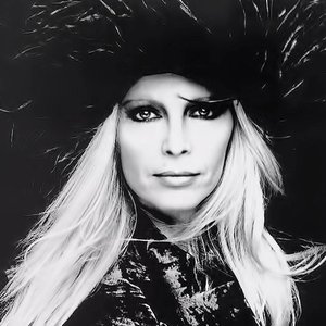 Изображение для 'Patty Pravo'