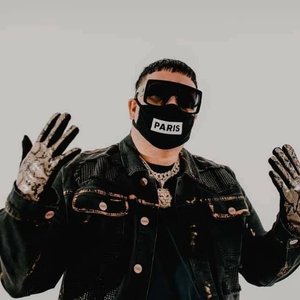 “Alex Gargolas”的封面