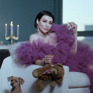 Image for 'Qveen Herby'