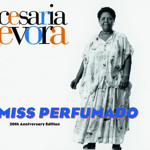 “MISS PERFUMADO (20th Anniversary Edition)”的封面