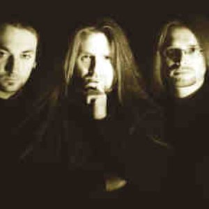 “Dark At Dawn”的封面