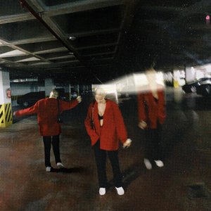 “Gece Yarısı”的封面