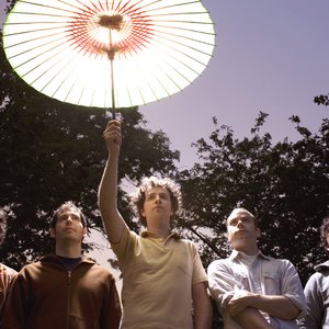 “Chin Up Chin Up”的封面