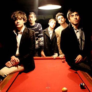 “Los Howlers”的封面