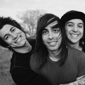 Image for 'Pierce the Veil'