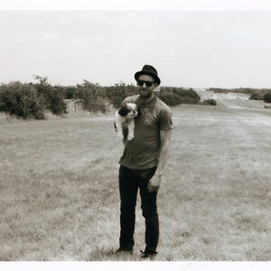 “Broken Gold”的封面