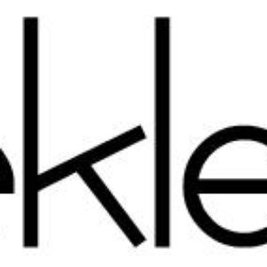 “Reklein”的封面