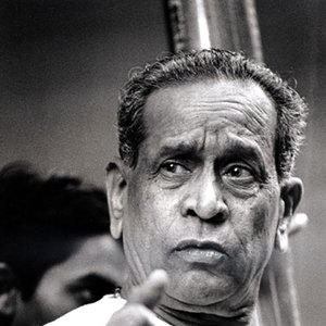 “Bhimsen Joshi”的封面