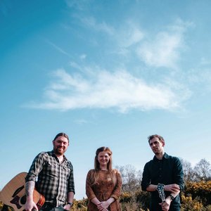 Изображение для 'The Shackleton Trio'