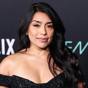 “Adriana Paz”的封面
