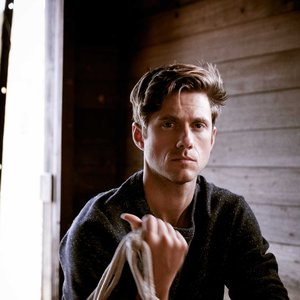 Image for 'Aaron Tveit'