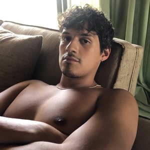 Image for 'Omar Apollo'