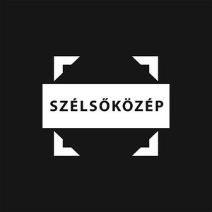 “Szélsőközép”的封面