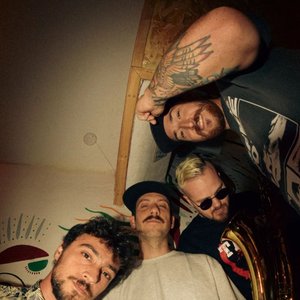 Zdjęcia dla 'GRINGO'S PARADISE'