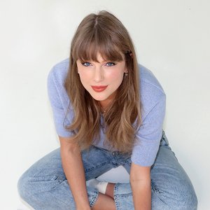 “Taylor Swift”的封面