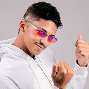 “MC Reino”的封面