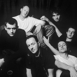 Zdjęcia dla 'Joe Strummer and the Mescaleros'