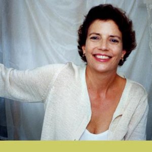 Изображение для 'Suzanne McDermott'