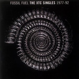 “Fossil Fuel: The XTC Singles Collection 1977 - 1992”的封面