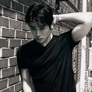 'Jaehyun' için resim
