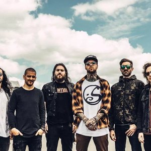 Zdjęcia dla 'Betraying the Martyrs'