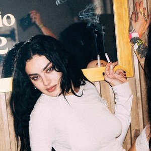 Immagine per 'Charli xcx'