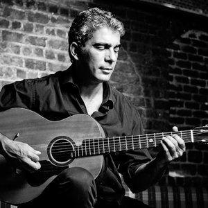 “DIMITRIS MYSTAKIDIS”的封面