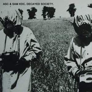 “Decayed Society”的封面