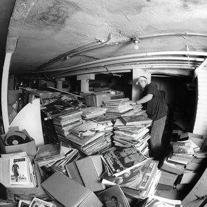 Изображение для 'DJ Shadow'