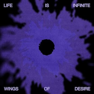 “Life Is Infinite”的封面