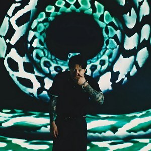 “Knosis”的封面