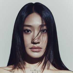 “Peggy Gou”的封面