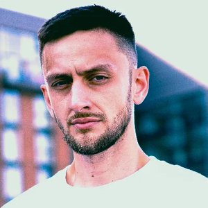 “Upgrade (UK)”的封面