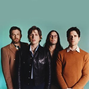 “Kings of Leon”的封面