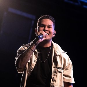 “Kaelzinho Ferraz”的封面